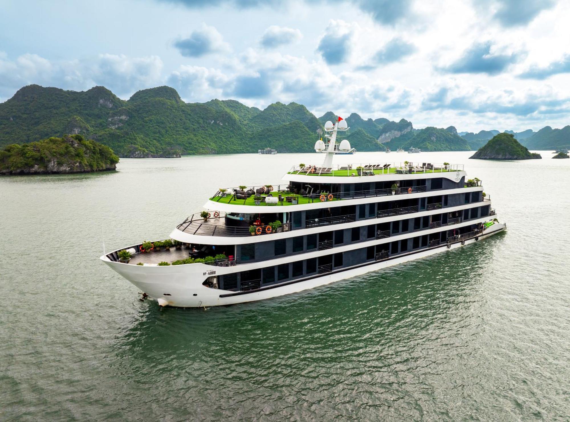 Hotel Era Cruises Halong Hạ Long Exterior foto